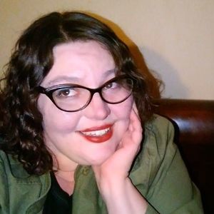 Meet your Posher, Becca